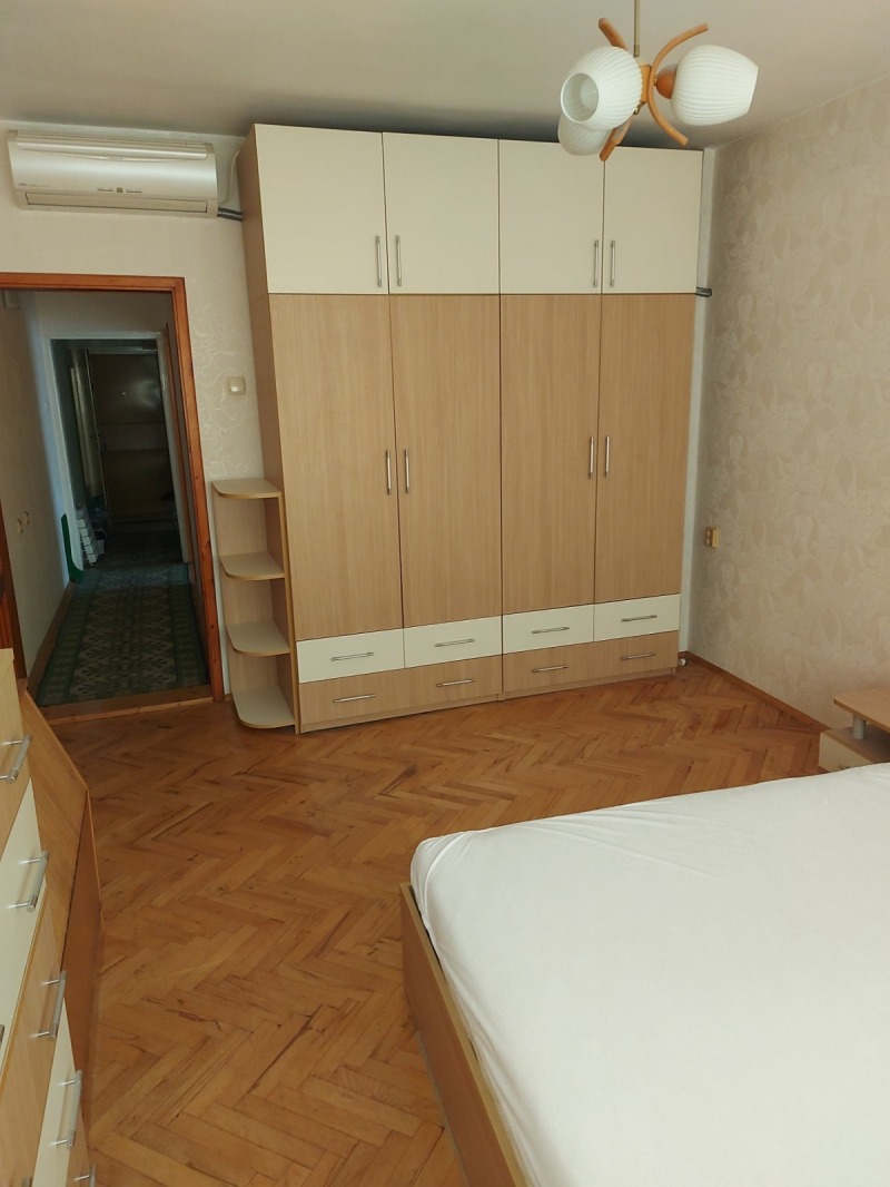 Til leie  1 soverom Ruse , Sjirok tsentar , 70 kvm | 77864448 - bilde [6]