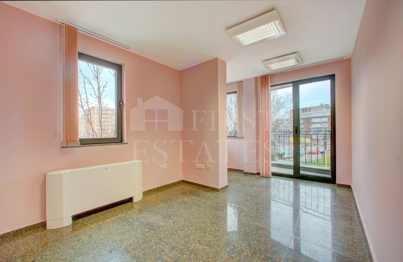 De inchiriat  Birou Sofia , Crâstova vada , 350 mp | 65905910 - imagine [10]