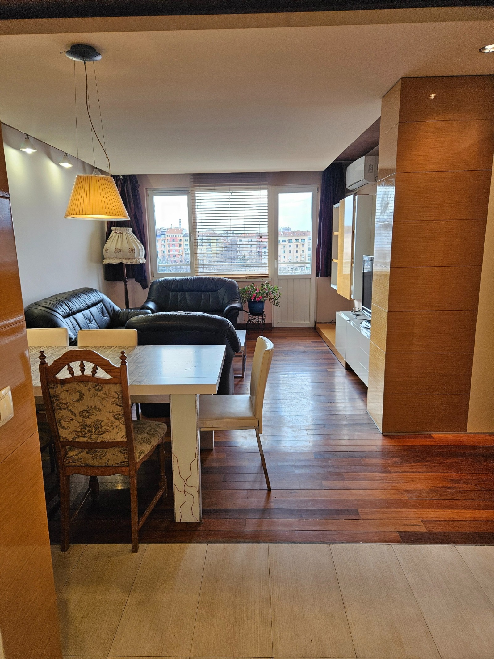 Дава под наем 3-СТАЕН, гр. София, Център, снимка 12 - Апартаменти - 53604044