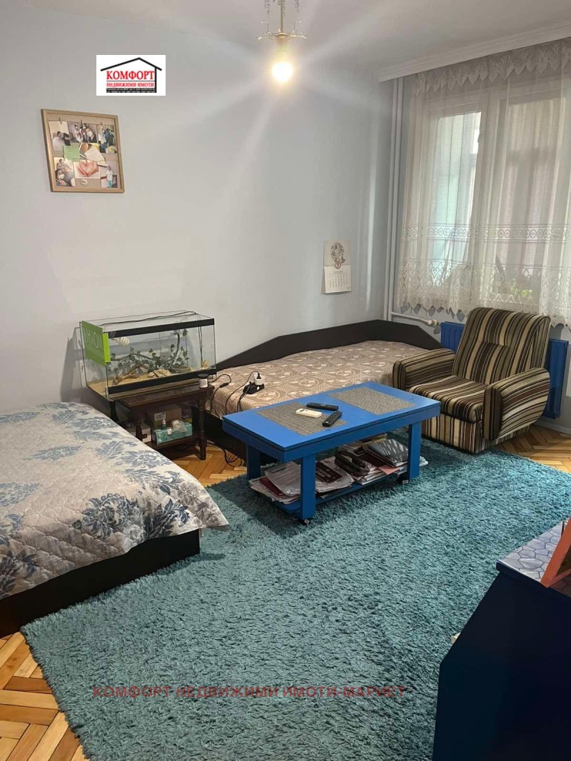 A louer  Studio Pleven , Chirok tsentar , 50 m² | 40882204