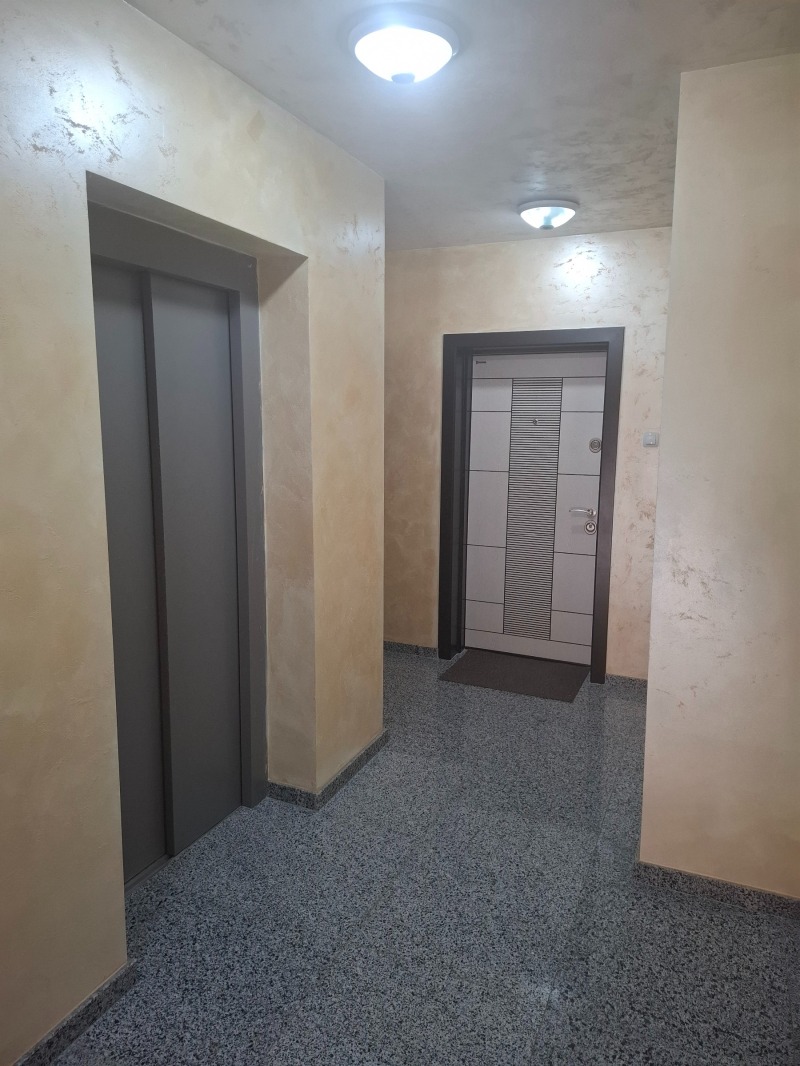 Zu vermieten  1 Schlafzimmer Plowdiw , Juschen , 75 qm | 64579257 - Bild [17]