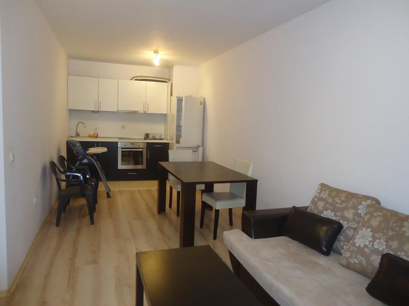 Дава под наем 3-СТАЕН, гр. Бургас, Лазур, снимка 4 - Апартаменти - 53590871