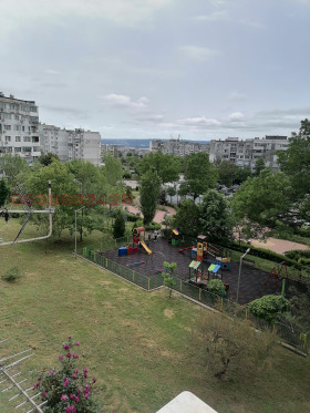 Обява дава под наем 2-стаен, град Варна, Владислав Варненчик 1