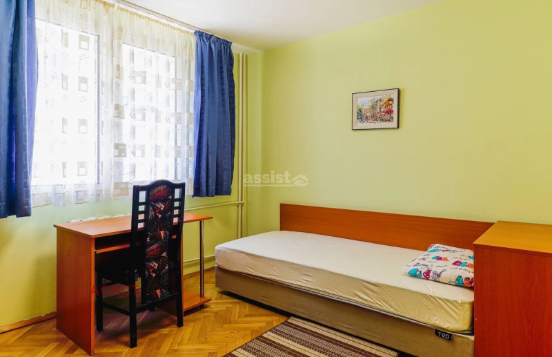 Дава под наем 4-СТАЕН, гр. София, Лозенец, снимка 9 - Апартаменти - 53423386