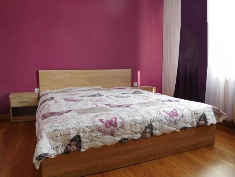 Дава под нем  2-стаен, град София, Докторски паметник •  650 EUR • ID 43919502 — holmes.bg - [1] 