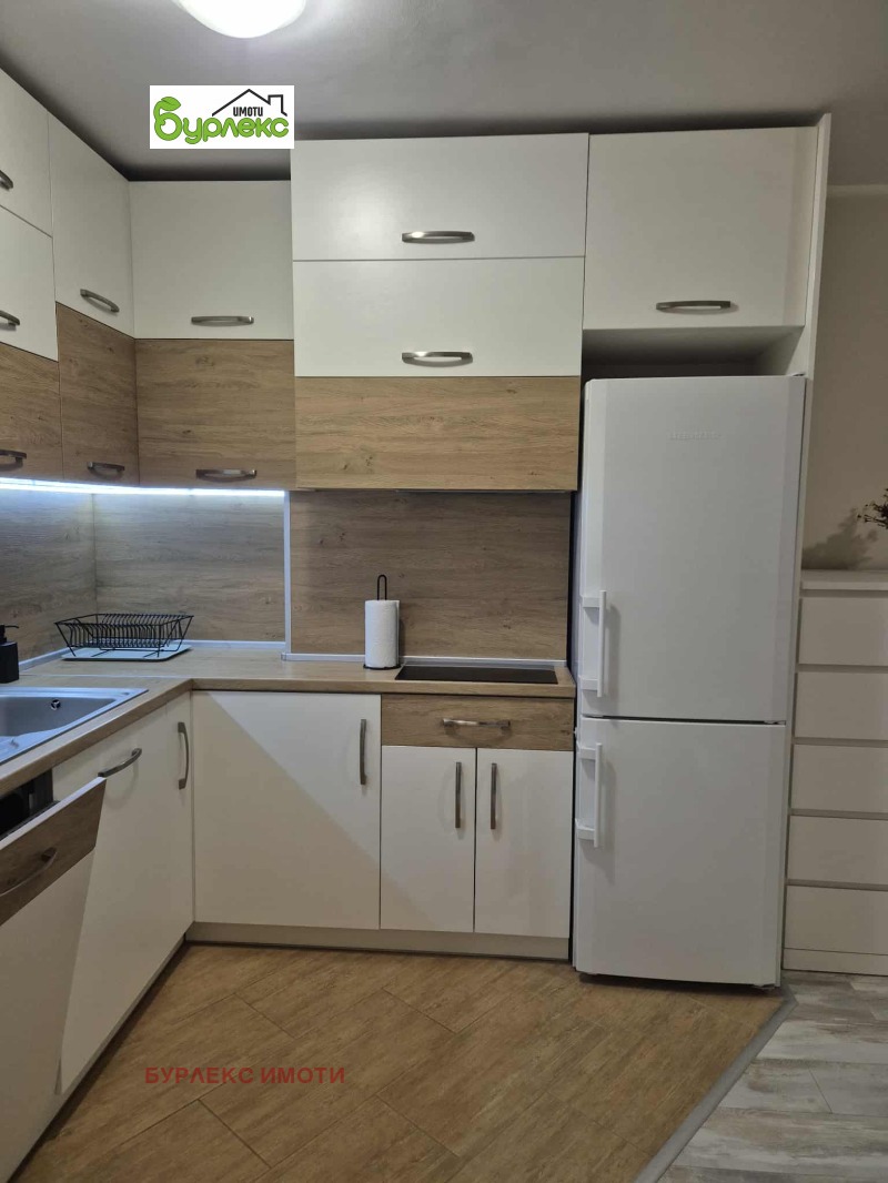 Дава под наем 2-СТАЕН, гр. Варна, Колхозен пазар