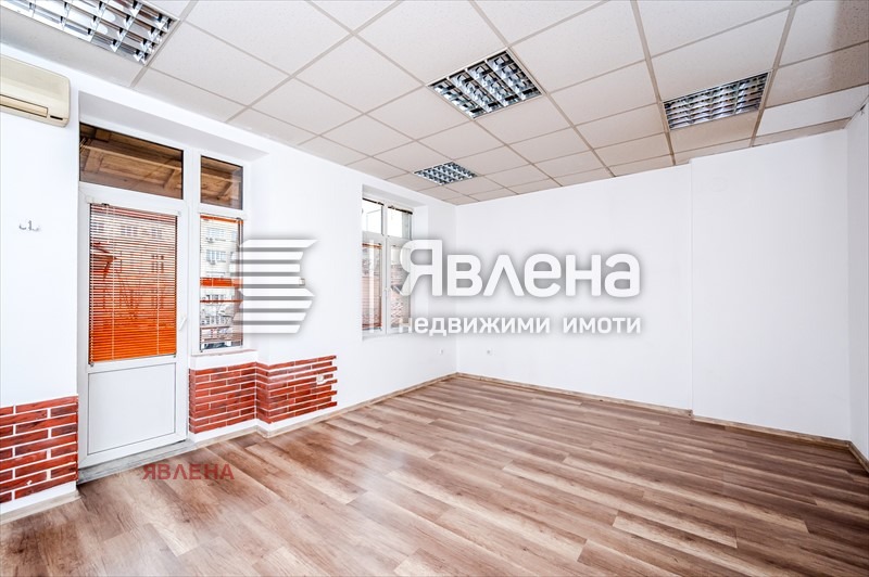 Kiralık  3 yatak odası Sofia , Centar , 140 metrekare | 87175707 - görüntü [2]