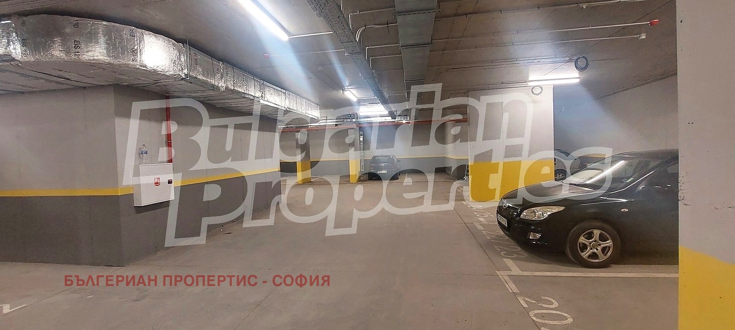 Дава под наем ГАРАЖ, ПАРКОМЯСТО, гр. София, Банишора, снимка 8 - Гаражи и паркоместа - 54291084