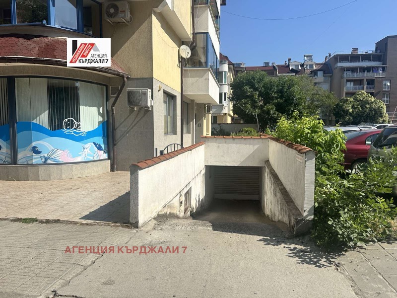 Προς ενοικίαση  Γκαράζ Καρδζαλη , ΤΣενταρ , 22 τ.μ | 54457572