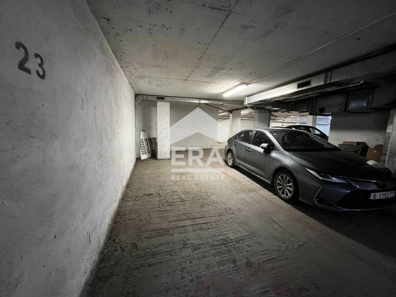 Дава под наем ГАРАЖ, ПАРКОМЯСТО, гр. Варна, Окръжна болница-Генерали, снимка 2 - Гаражи и паркоместа - 53082199