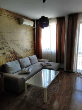 1 dormitor Hristo Smirnensci, Plovdiv
