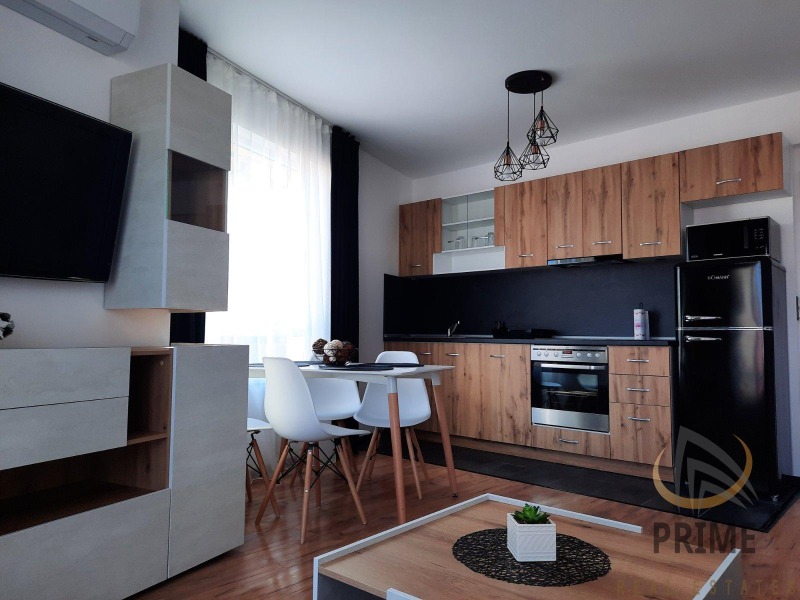 Til leie  2 soverom Burgas , Sarafovo , 88 kvm | 24195149 - bilde [4]