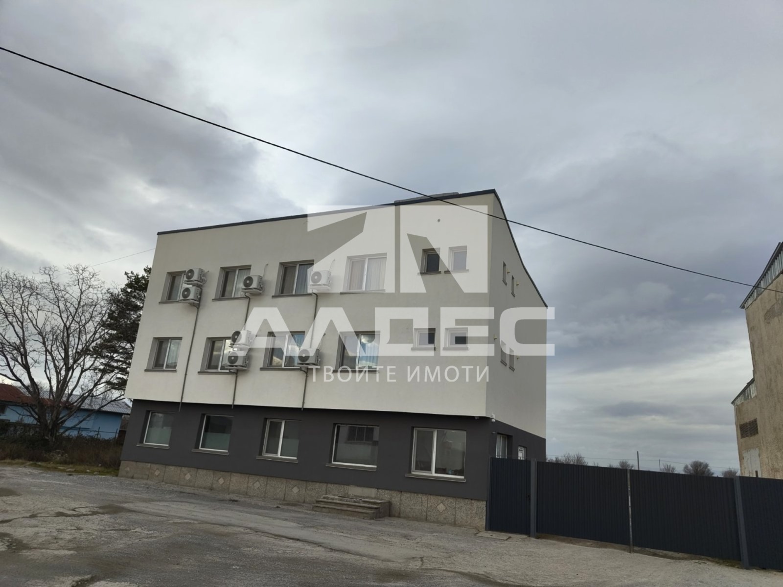 Дава под наем БИЗНЕС ИМОТ, гр. София, с. Волуяк