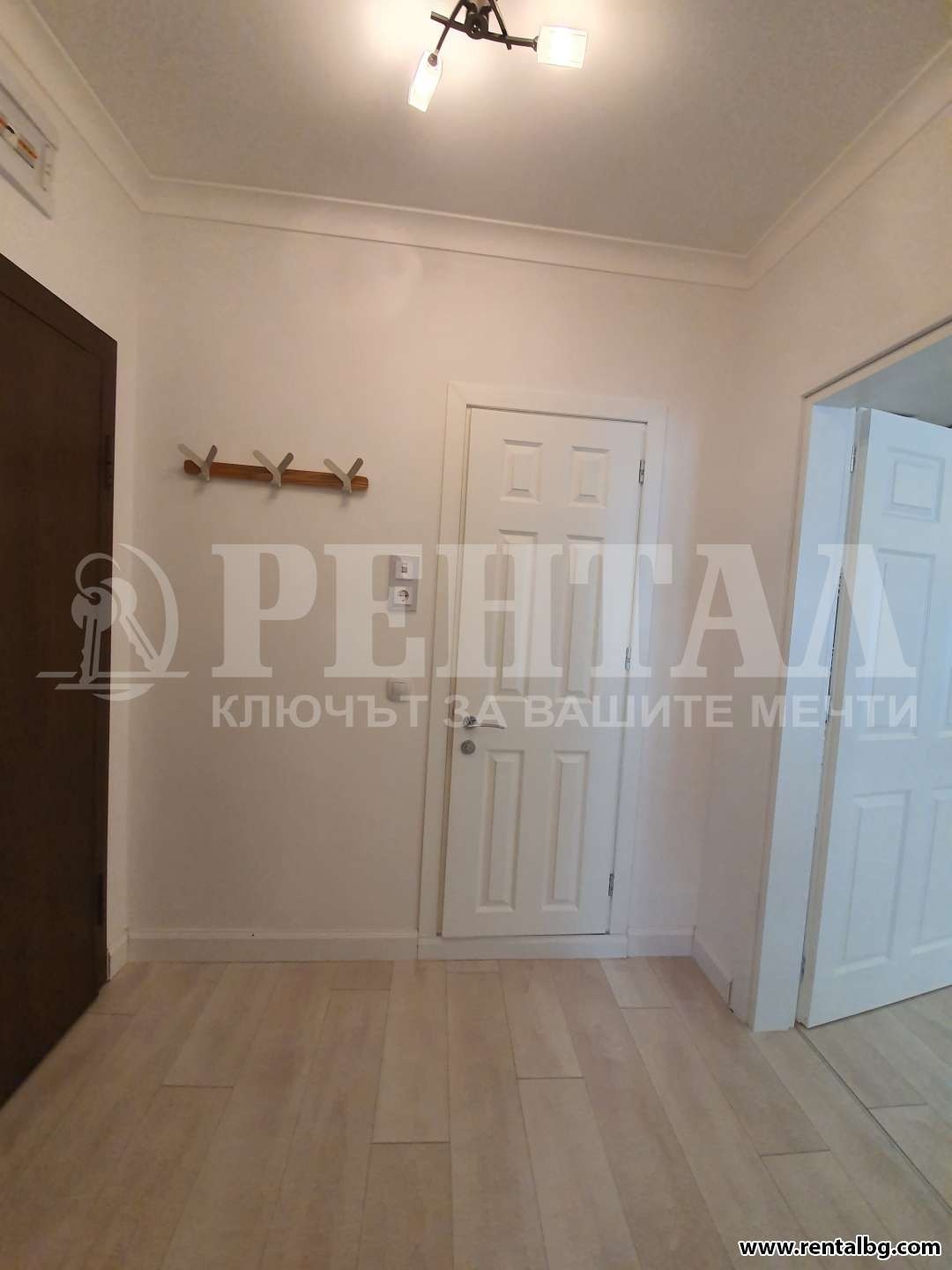 Дава под наем 2-СТАЕН, гр. Пловдив, Център, снимка 12 - Апартаменти - 54025297