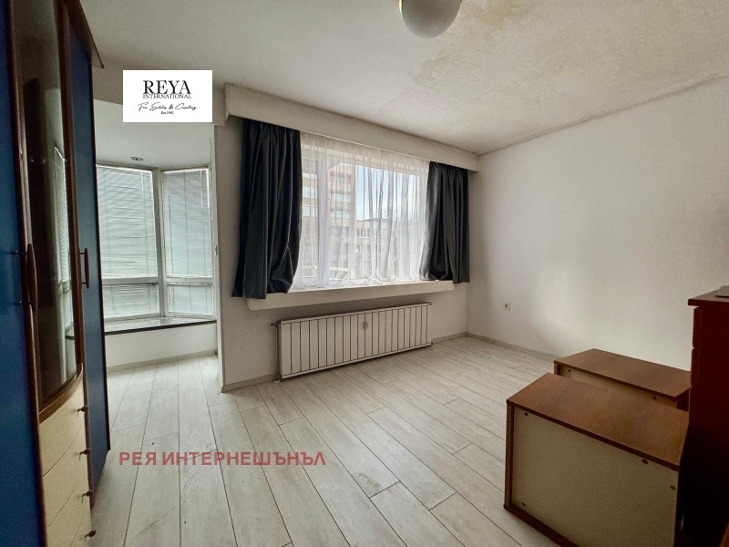 Te huur  2 slaapkamers Sofia , Ivan Vazov , 130 m² | 50552229 - afbeelding [13]