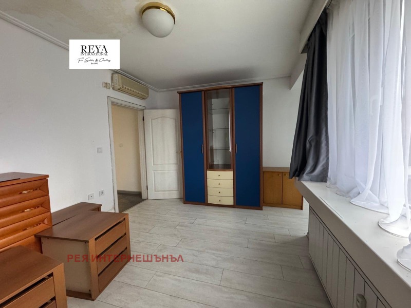 Te huur  2 slaapkamers Sofia , Ivan Vazov , 130 m² | 50552229 - afbeelding [14]