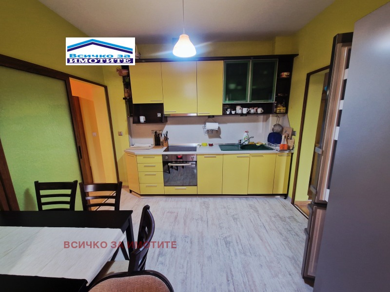 Дава под наем 3-СТАЕН, гр. Русе, Център, снимка 2 - Апартаменти - 52133134