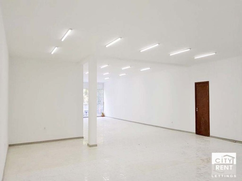 Дава под наем МАГАЗИН, гр. Велико Търново, Център, снимка 2 - Магазини - 52551557