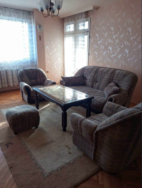 3 Schlafzimmer Mladost 4, Sofia 1