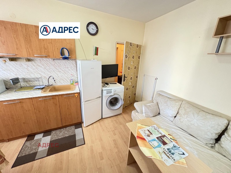 Do wynajęcia  1 sypialnia Warna , Kolchozen pazar , 48 mkw | 57399354 - obraz [2]