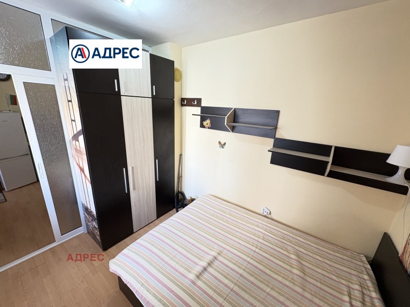 Do wynajęcia  1 sypialnia Warna , Kolchozen pazar , 48 mkw | 57399354 - obraz [3]