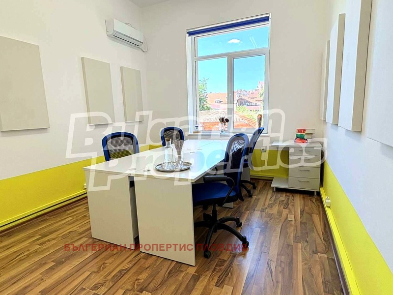 Da affittare  Ufficio Plovdiv , Tsentar , 170 mq | 47028037 - Immagine [12]