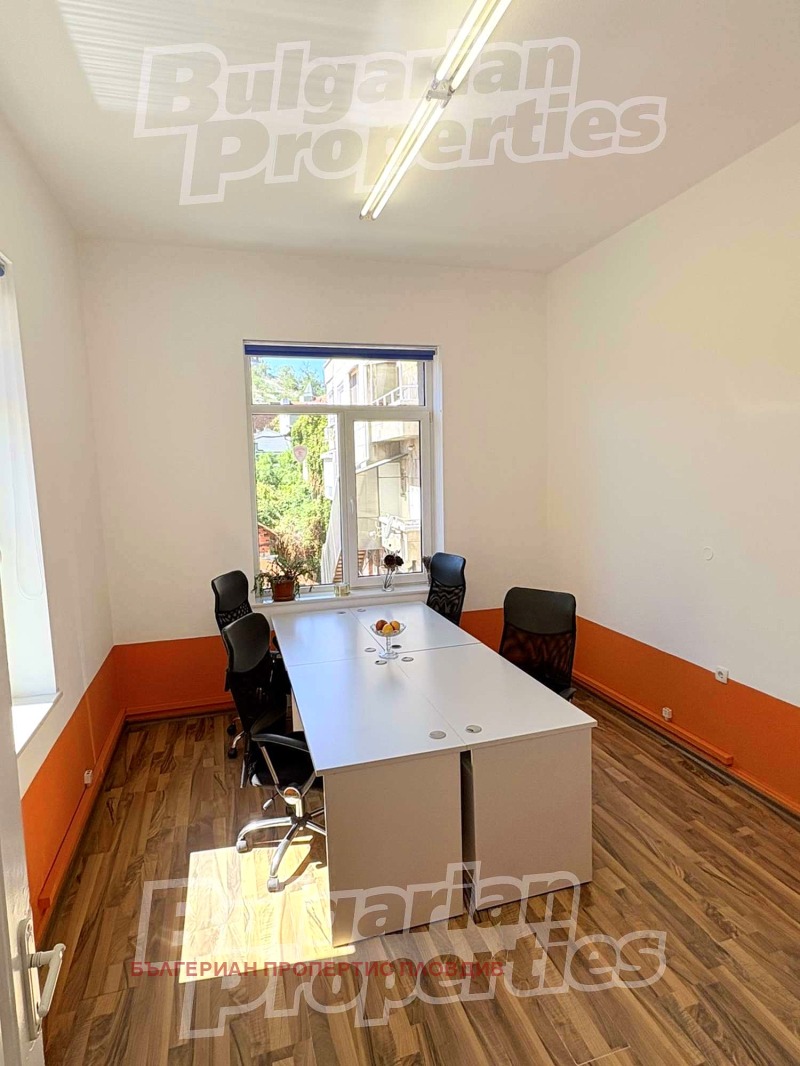 Da affittare  Ufficio Plovdiv , Tsentar , 170 mq | 47028037 - Immagine [13]