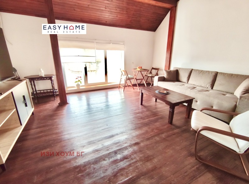 Под наем АТЕЛИЕ, ТАВАН, град София, Център • 750 € • 65975885 — Holmes.bg