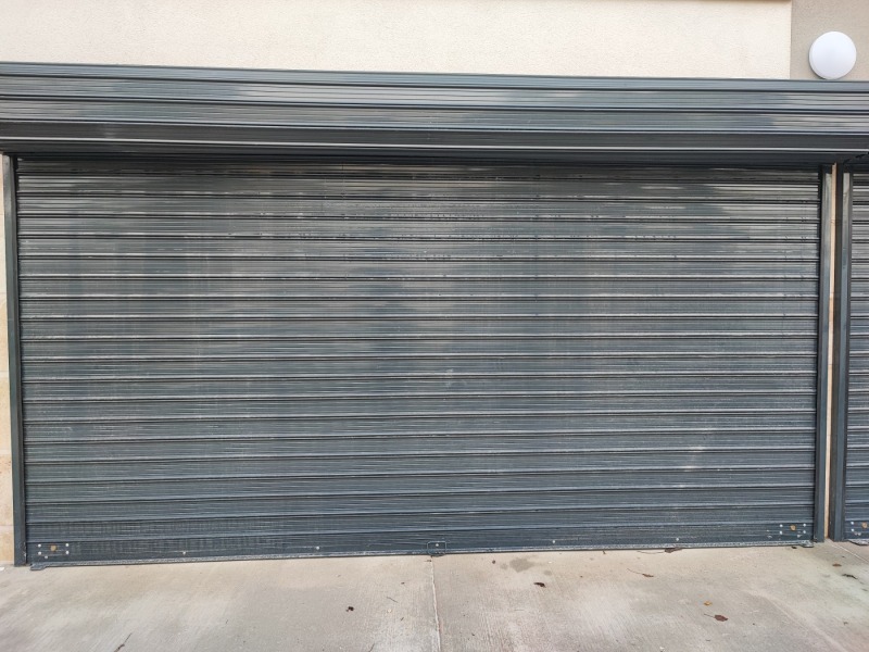 Дава под наем ГАРАЖ, ПАРКОМЯСТО, гр. Варна, Левски 1