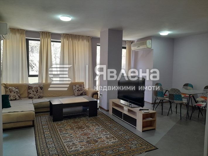 Дава под наем  3-стаен град Пловдив , Център , 100 кв.м | 17554262