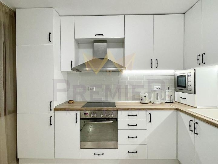 Дава под наем МНОГОСТАЕН, гр. Варна, Център, снимка 2 - Апартаменти - 53028943