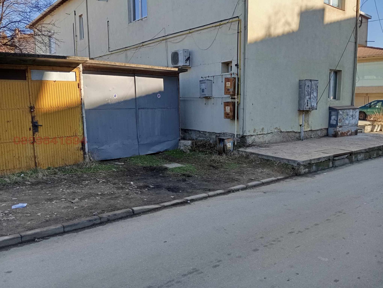 Дава под наем ГАРАЖ, ПАРКОМЯСТО, гр. Велико Търново, Картала, снимка 3 - Гаражи и паркоместа - 56073837