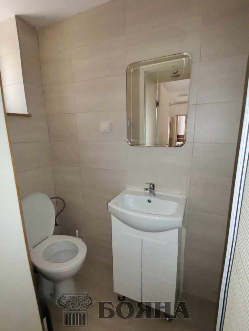De inchiriat  1 dormitor Ruse , Țentâr , 65 mp | 87475929 - imagine [9]