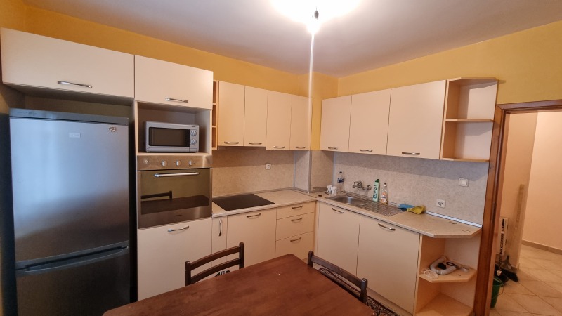 Дава под Наем 4-СТАЕН в град София, Студентски град - 130 кв.м / 900 € » 1 760.25 лв., ВИРА