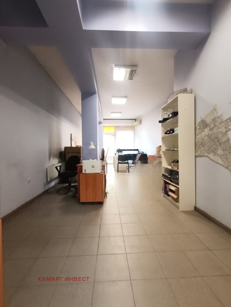 Te huur  Winkel Sofia , Suchata reka , 67 m² | 18834362