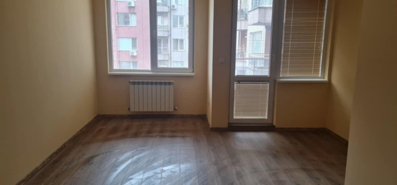 De inchiriat  1 dormitor Sofia , Studentsci grad , 56 mp | 15257600 - imagine [7]