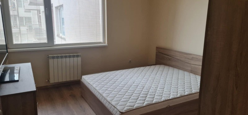 De inchiriat  1 dormitor Sofia , Studentsci grad , 56 mp | 15257600 - imagine [2]