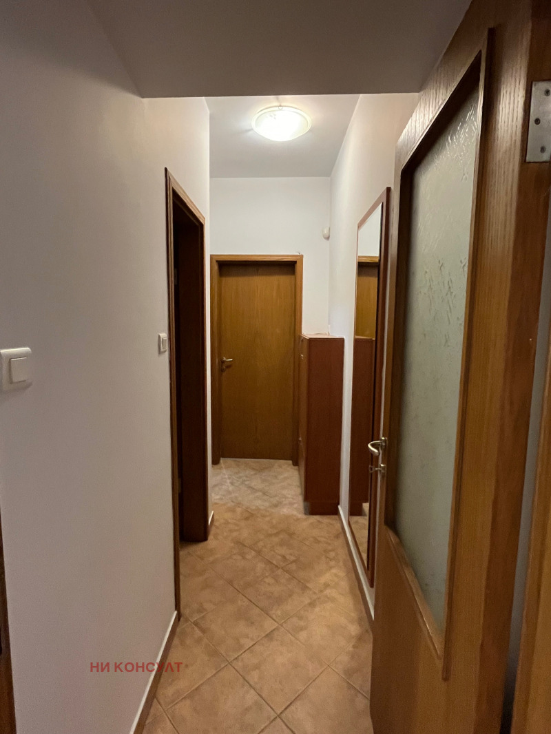 Издаје се  1 спаваћа соба Софија , Центар , 55 м2 | 37917637 - слика [4]