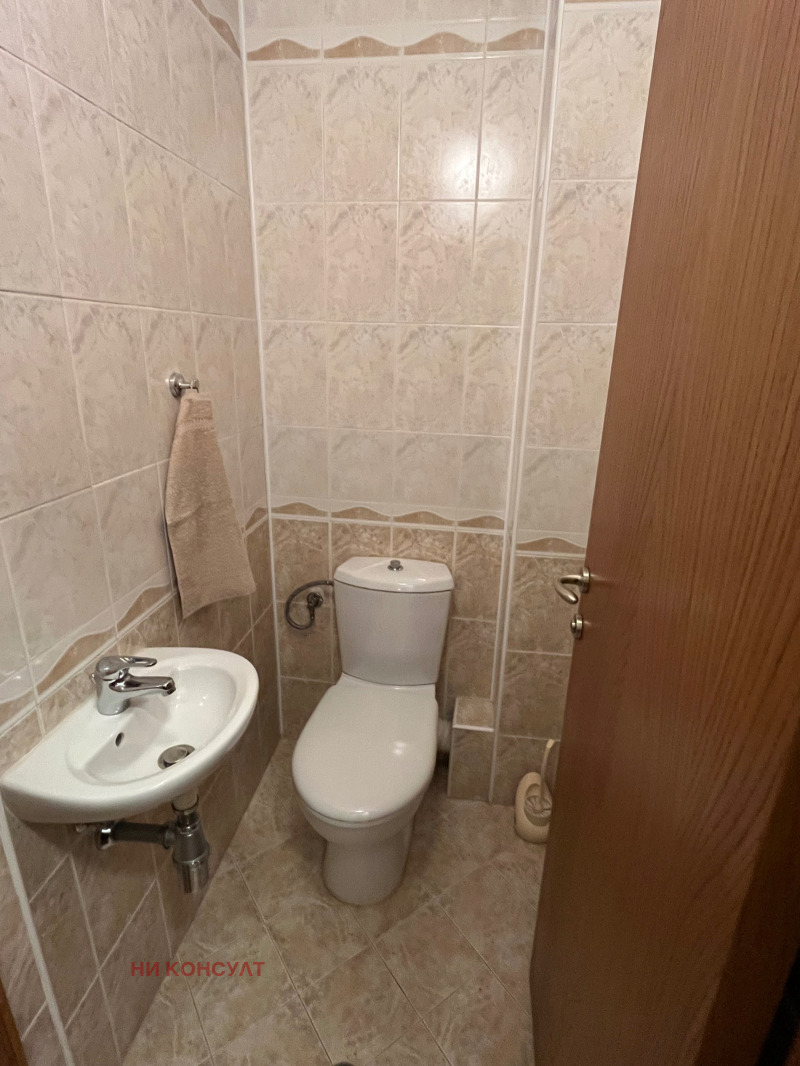 Издаје се  1 спаваћа соба Софија , Центар , 55 м2 | 37917637 - слика [6]