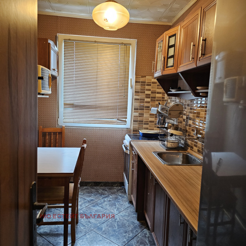 Издаје се  2 спаваће собе Софија , Крастова вада , 80 м2 | 16788494 - слика [2]