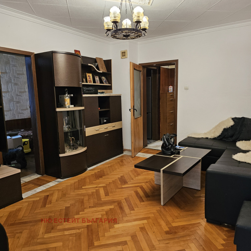 Издаје се  2 спаваће собе Софија , Крастова вада , 80 м2 | 16788494 - слика [12]