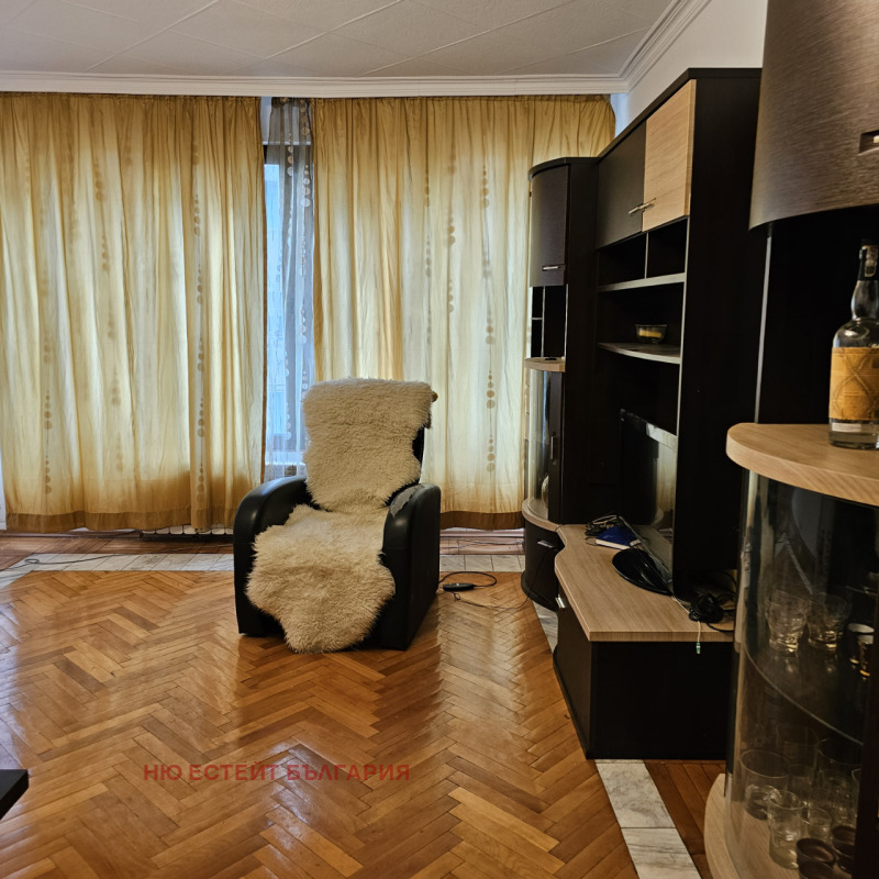 Издаје се  2 спаваће собе Софија , Крастова вада , 80 м2 | 16788494 - слика [9]