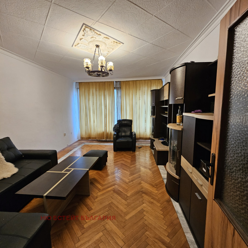 Издаје се  2 спаваће собе Софија , Крастова вада , 80 м2 | 16788494 - слика [13]