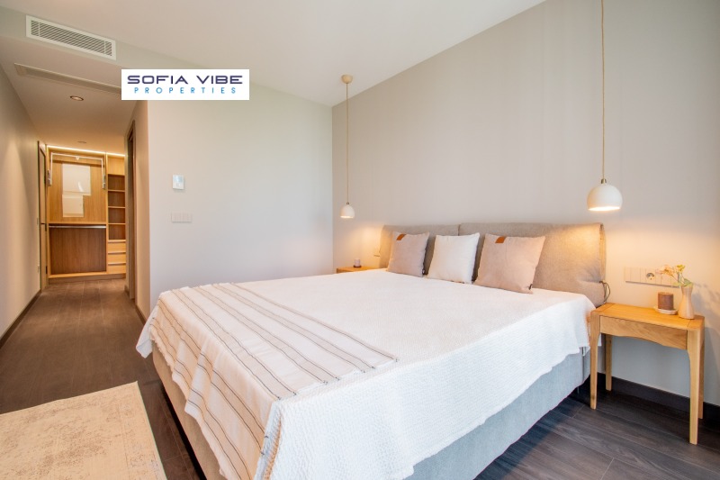 Издаје се  2 спаваће собе Софија , Лозенец , 152 м2 | 48666786 - слика [10]