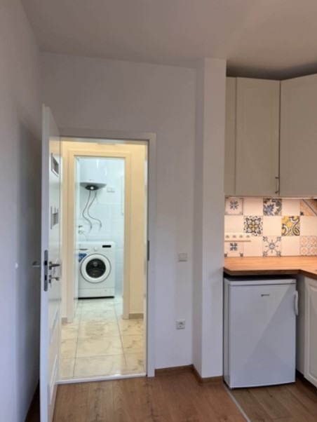 Дава под наем 3-СТАЕН, гр. София, Лозенец, снимка 3 - Апартаменти - 53031265