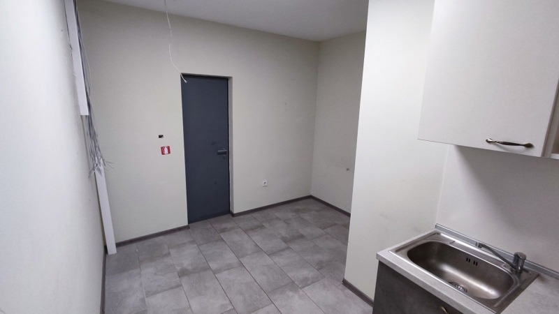 Дава под наем МАГАЗИН, гр. Варна, Автогара, снимка 11 - Магазини - 52783746