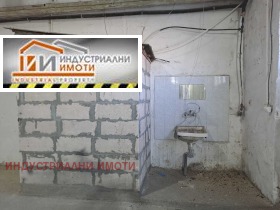 Stockage Indoustrialna zona - Sever, Plovdiv 4