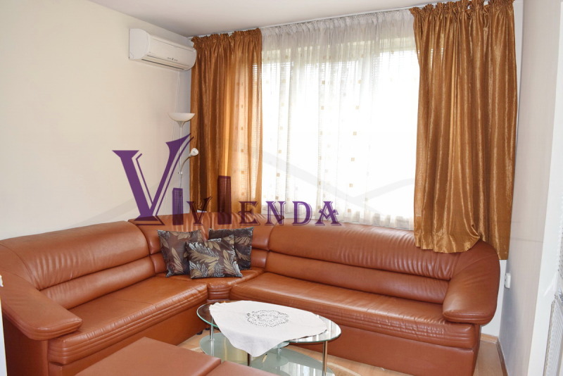 Издаје се  2 спаваће собе Софија , Манастирски ливади , 90 м2 | 58740394