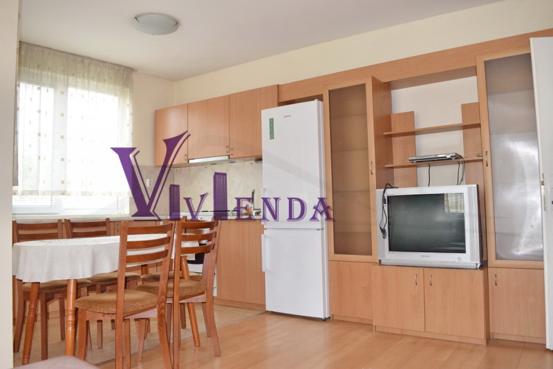 Издаје се  2 спаваће собе Софија , Манастирски ливади , 90 м2 | 58740394 - слика [2]