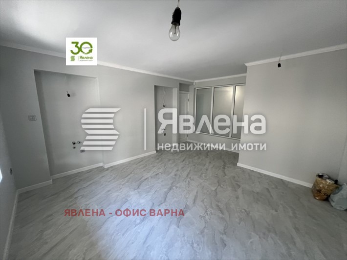 Под наем ОФИС, град Варна, Колхозен пазар • 1022 € • 33748734 — Holmes.bg